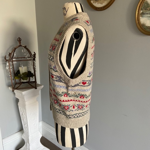 Vintage 1990s Eddie Bauer sweater vest - Picture 2 of 9